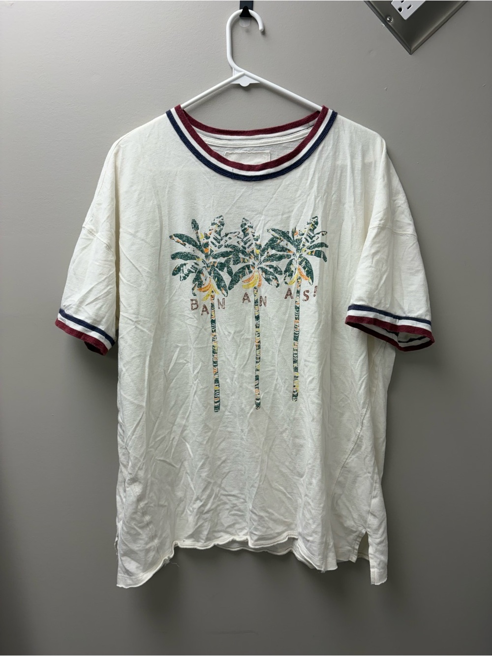 Aerie Oversized Crew Boyfriend Women’s Tropical “BANANAS” Graphic T Shirt